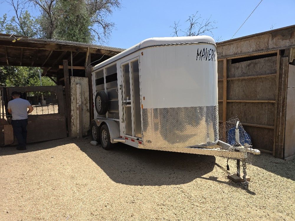 Horse Trailer 