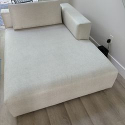 Sofa Seat *like New*