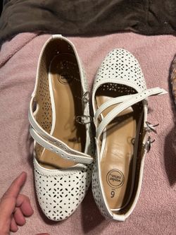 Girls dress shoes