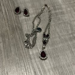 matching Garnet stone necklace/earrings set