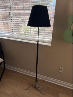 Black Floor Lamp