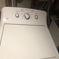 Washer And Dryer Set