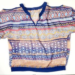 Woman's Blouse Size: XL