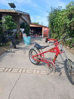 Moving sale
