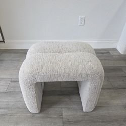 Accent Chair/ Table 