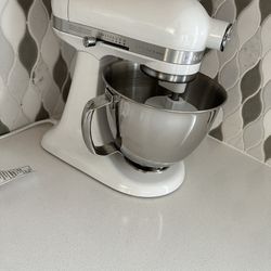 KitchenAid 3.5-Quart Artisan Mini Plus Tilt-Head Stand Mixer, Matte White