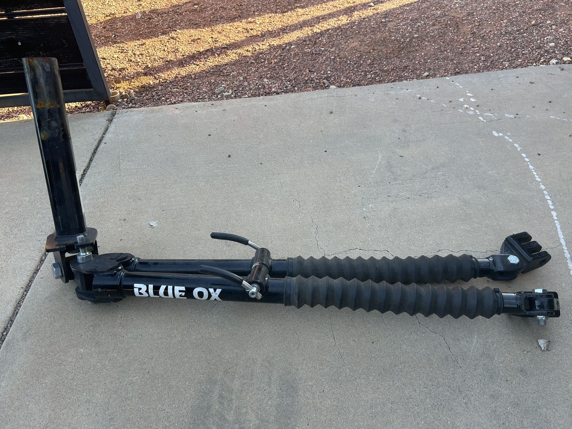 Blue Ox Tow Bar And Accessories