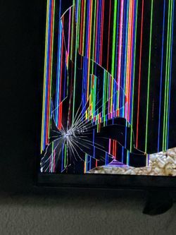 70 inch pioneer tv BROKEN
