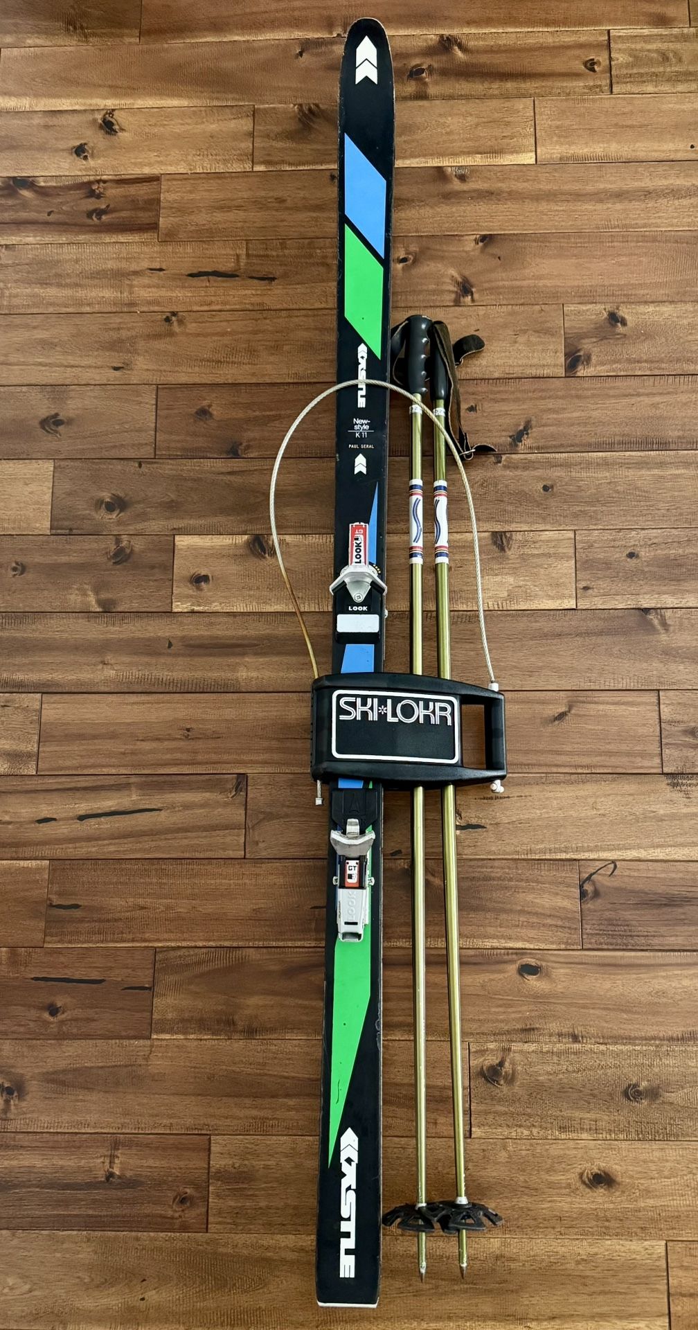 Skis