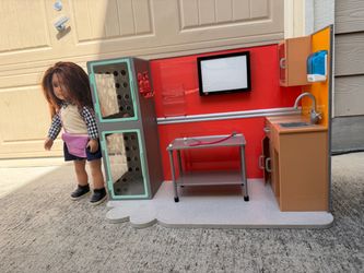 Our Generation Doll & Vet Clinic Playset