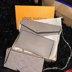 Louis Vuitton Purse