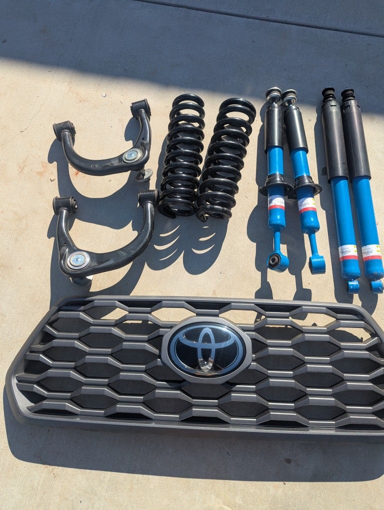 3rd Gen Toyota Tacoma Front Grill And Suspension Kit