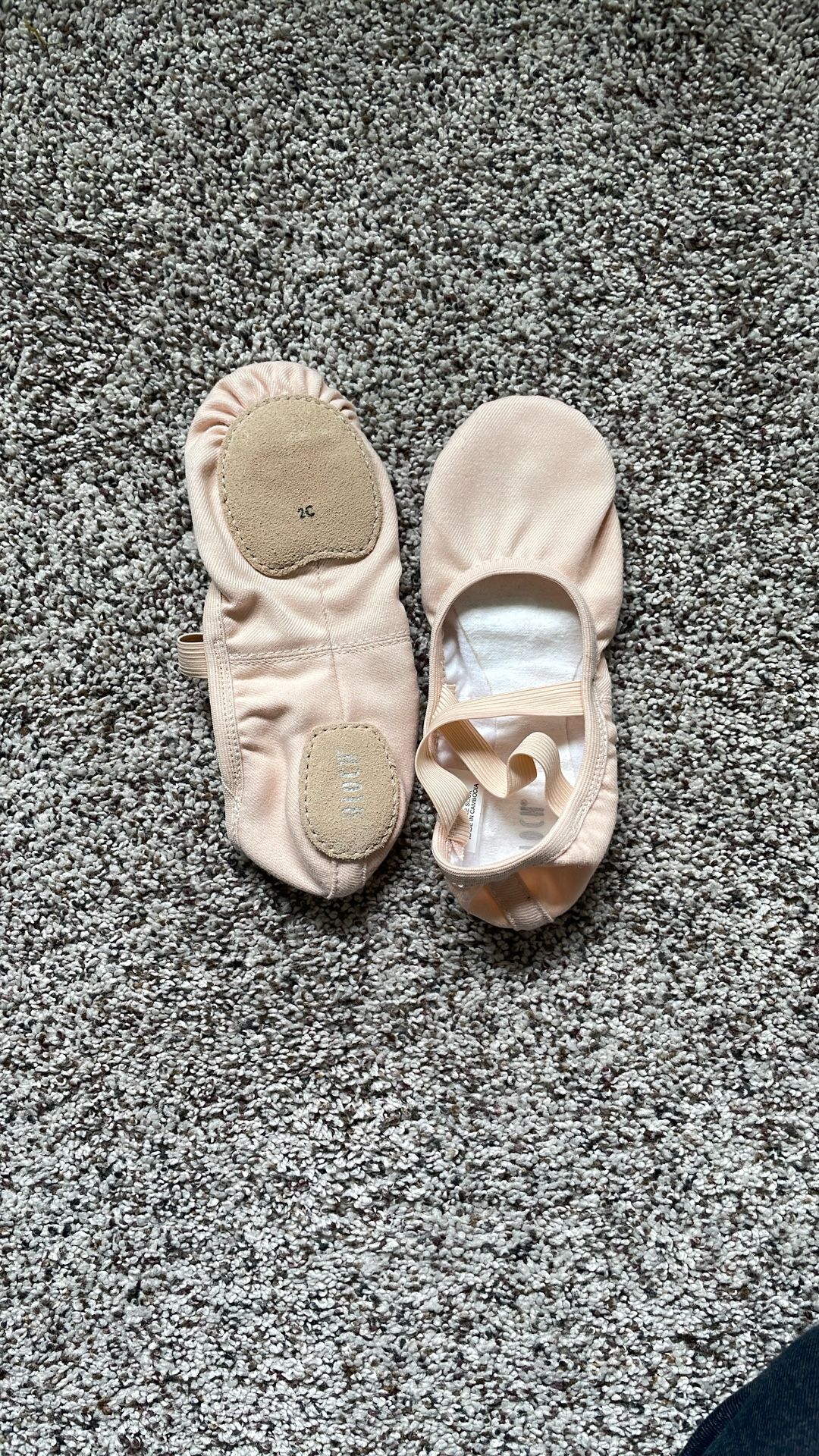Bloch 2NARROW ballet Flats