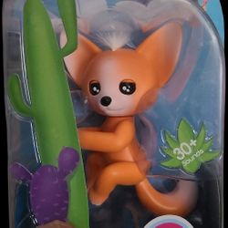 Fingerlings Baby Animals Fox "Mikey" Interactive Toy By WowWee 