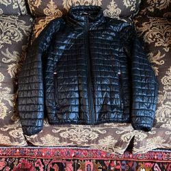 Tommy Hilfiger Coat Size Small 