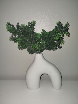 Modern Shaped Decorative Ceramic Vase With Artificial Plant 14"
