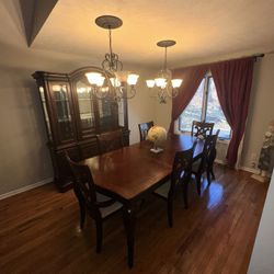 Dining Room Table & China Cabinet
