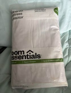 Forro de mattress queen con zipper. ( mattress va forrado completo)