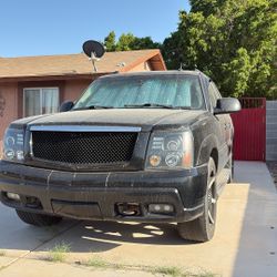 2004 Cadillac EXT