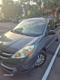 2009 Toyota Sienna