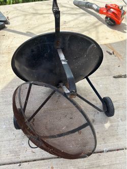 Fire pit very nice for your back yard