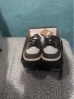 Air  Jordan low 1 olive