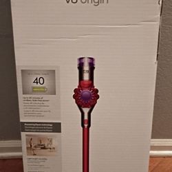 Dyson  V8 Brand New