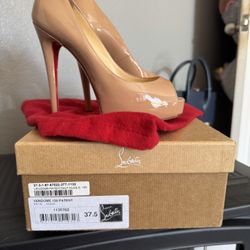 Auth Christian Louboutin  
