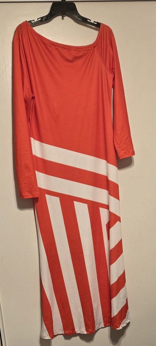 Red And White Maxi Dress Size Large