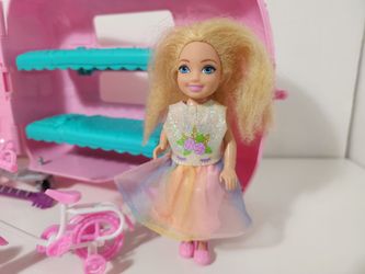 Girls Barbie Doll Barbie Club Camper Camping Trailer Playset with Doll and Accessories