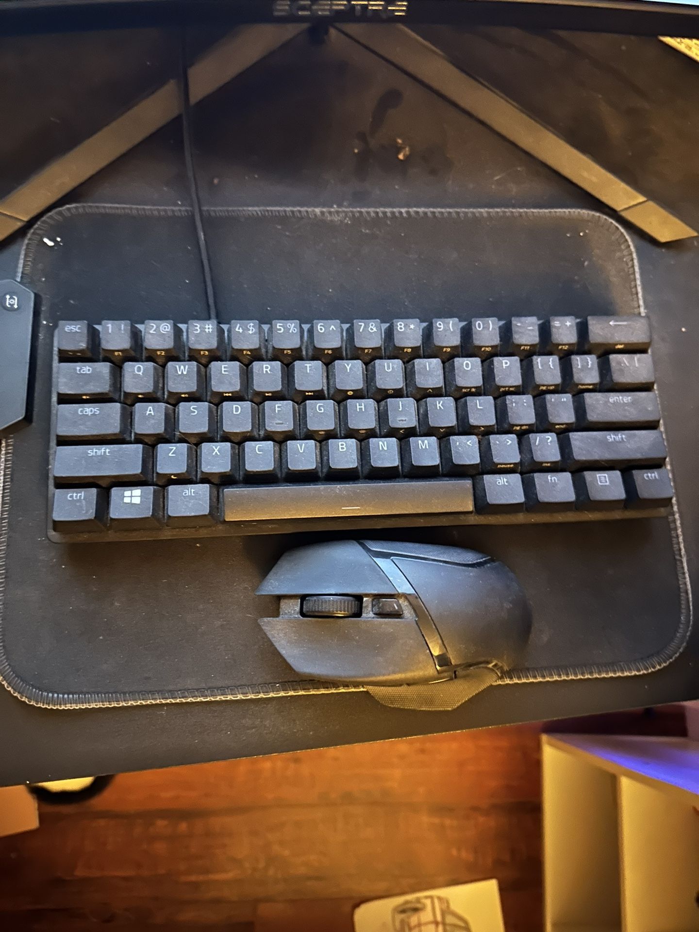 Keyboard Half Razor Mini Razor Keyboard for Sale in Los Angeles, CA - OfferUp