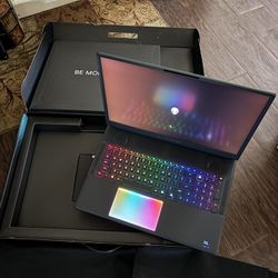 Alienware 18 Area-51 Ultra 9 64GB DDR5 2TB M.2 RTX 5090 24GB READ DESCRIPTION BRAND NEW!!👀 PICK UP ONLY NO TRADE 👉FIRM ON PRICE👈💲2600 ONLY CASH 💵