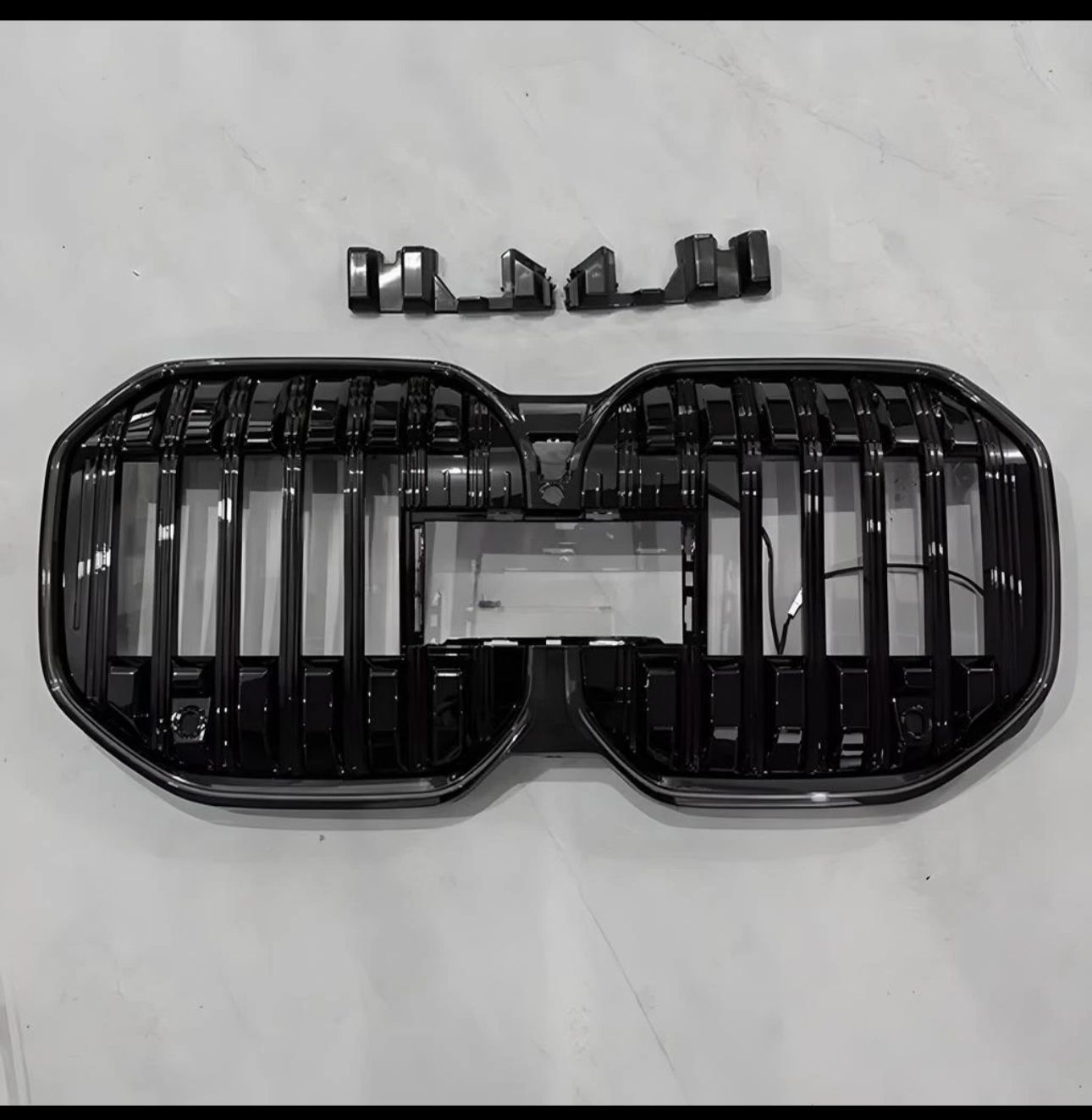 2023-2025 BMW 7 Series G70 i7 740i 750e Front Bumper Kidney Grille LED Light