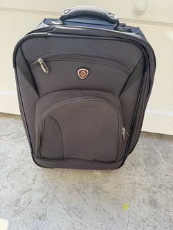 Carry on luggage $25