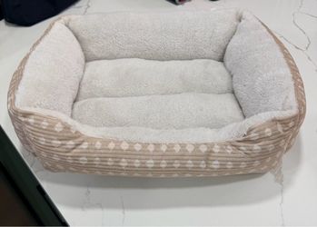 Kitty or doggy pet bed