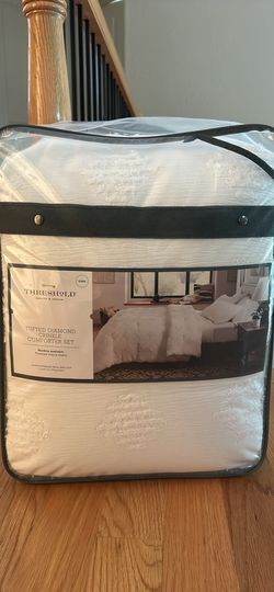 King Comforter Set Never Opened 