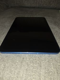 Apple iPad (A16) 11-inch / WiFi / 256 gb