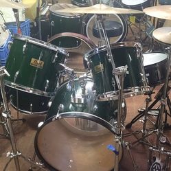 PEARL 5-piece drum kit