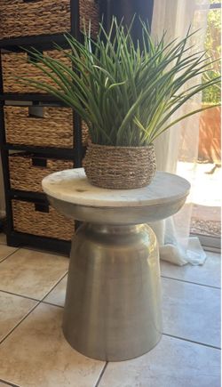 Heavy Marble & Aluminum/Chrome Accent Table – Made in India