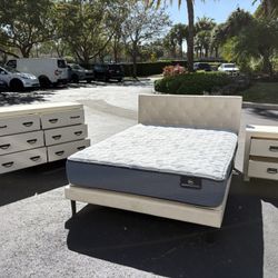 Beautiful Bedroom Set Queen Size Solid Wood Beige Color Like New by Brazil Furniture