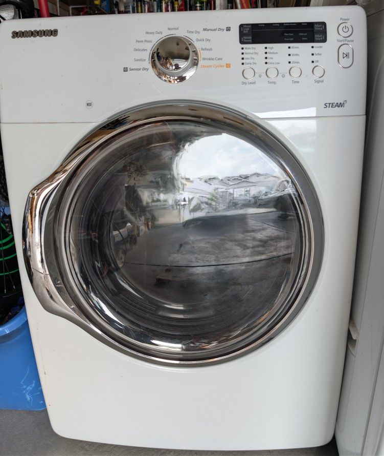 Samsung 7.3 Cu. Ft. Front Load Electric Dryer.