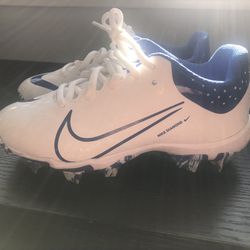 Youth New Size 2 Nike Cleats