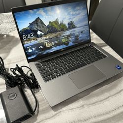 Dell Latitude 5440 / 14”FHD/ i7 13th Gen / 16gb ram / 512gb Ssd / WiFi 6E / Gpu iris xe / Super Fast ! 