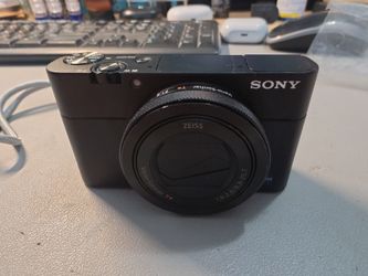 Sony RX100 V RX100M5 Digital Camera