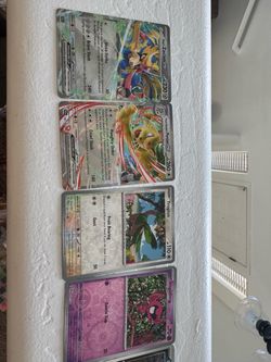 Pokémon Cards Assortment
