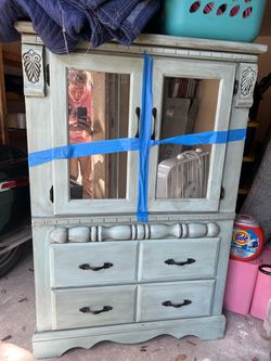 Wardrobe Armoire & Dresser