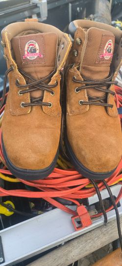 Brahma boots 9.1/2 oil resistant slip  resistent