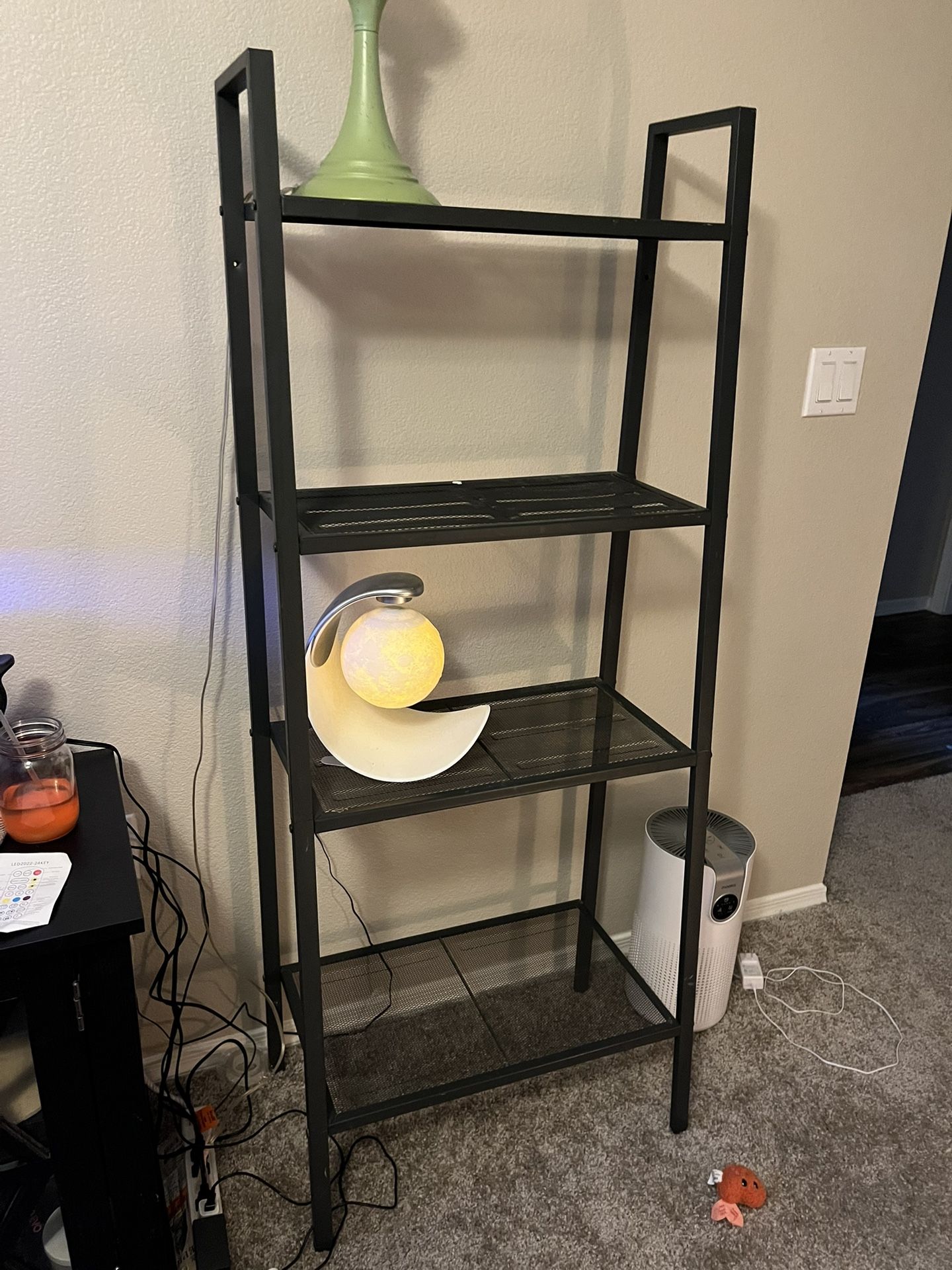 Shelf