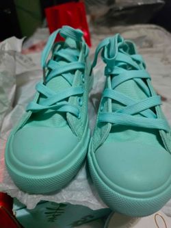Women's teal fashion sneakers