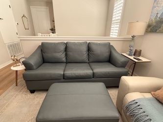 Luxury Leather Sleeper Sofa w/ Queen Memory Foam Mattress